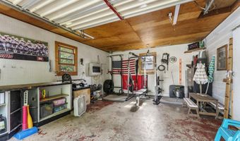 303 SW 12TH St, Aledo, IL 61231