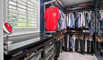 4429 NEPTUNE Dr, Alexandria, VA 22309