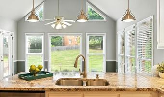 275 Singletree Trce, Alpharetta, GA 30004