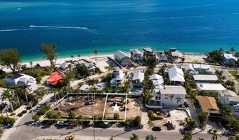 808 N BAY Blvd, Anna Maria, FL 34216