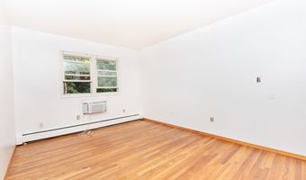 153 Cherry Hill Dr 2B, Bridgeport, CT 06606