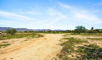 22055 W Sunrise Rd, Congress, AZ 85332