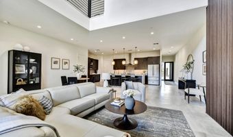 6525 E CAVE CREEK Rd 301, Cave Creek, AZ 85331