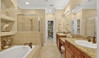5312 GOLDEN ISLES Dr, Apollo Beach, FL 33572