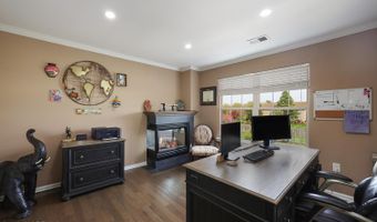 5 Denise Dr, Allentown, NJ 08501