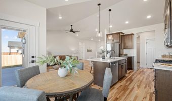 604 HORSESHOE Rd, Burns, WY 82053