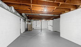822 W FRANCES St, Appleton, WI 54914