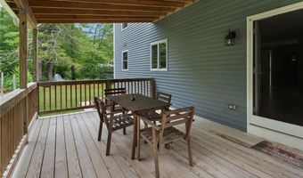 219 Fenner Hill Rd, Hopkinton, RI 02832
