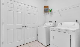 31 Twilight Dr, Barnegat, NJ 08005
