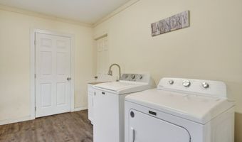 10093 NE WISEACRE Ln, Aurora, OR 97002