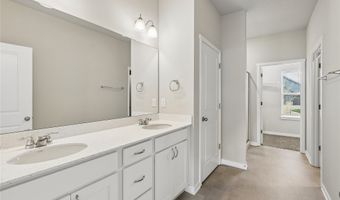 1112 32nd St SE, Altoona, IA 50009
