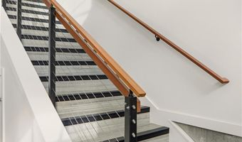 55 John Clarke Rd 3, Middletown, RI 02842