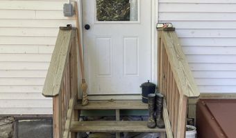 565 River Rd, Anson, ME 04958