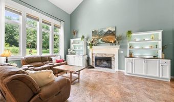 1812 N 150th St, Basehor, KS 66007