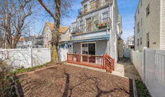 28 Willow St, Bayonne, NJ 07002