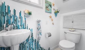 35 S LACLEDE Pl, Atlantic City, NJ 08401