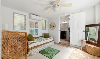 952 Holoholo St, Kailua, HI 96734