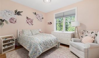52 Pine Swamp Rd, Cumberland, RI 02864