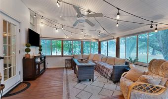 6370 Fairview Rd, Austintown, OH 44515