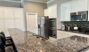 13572 Kurena Rd, Apple Valley, CA 92308
