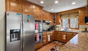 278 Tower Hill Rd, Cumberland, RI 02864