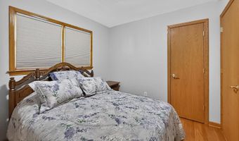 9949 Sterling Ave, Allen Park, MI 48101