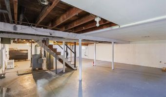 175 Kay St, Newport, RI 02840