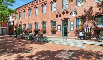 5 Market Sq 105, Amesbury, MA 01913