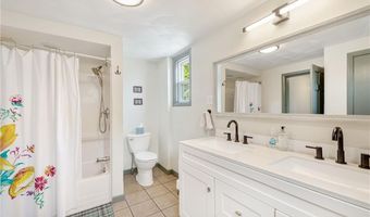 7 Prospect Ave, Narragansett, RI 02882
