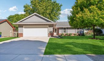 911 Mesa Verde Pl, Ames, IA 50014