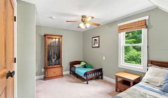 3235 Lakeview Dr, Allegan, MI 49010