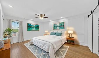 107 Falmouth Dr, Ballwin, MO 63011