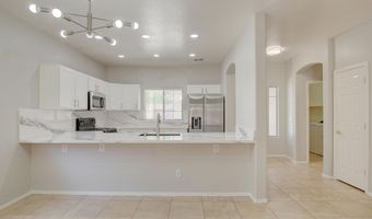 2043 N Holguin Way, Chandler, AZ 85225
