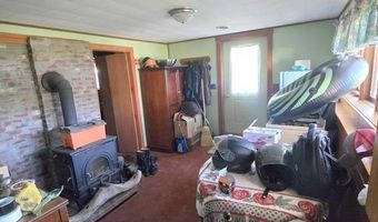 947 Lakeshore Dr, Brighton, VT 05846