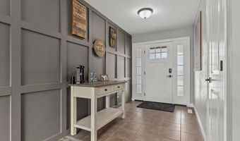 4807 N FUJI Dr, Appleton, WI 54913