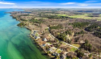 9263 Charlie Ln, Alden, MI 49612