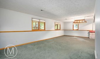 9057 Vergennes St SE, Ada, MI 49301