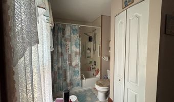 230 Pleasant St, Ashland, OH 44805