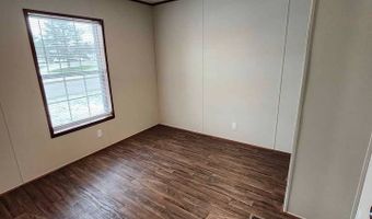 2803 Viewfield Ln, Almont, MI 48003
