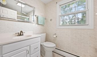 48 Cambridge Dr, Aberdeen, NJ 07747