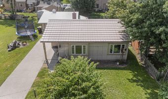 707 Ohio Ave, Auburn, IN 46706