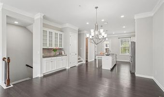 741 Topsail Ln, Alpharetta, GA 30005