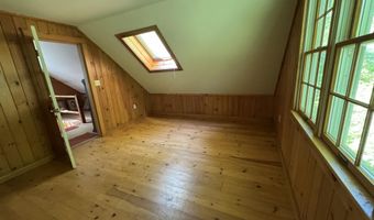 186 Bridgton Rd, Sebago, ME 04029