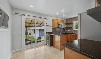 9952 Park Ave, Allen Park, MI 48101