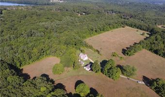112 Winsor Ave, Johnston, RI 02919