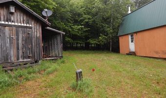 17 W Birch Ln, Beaver Cove, ME 04441