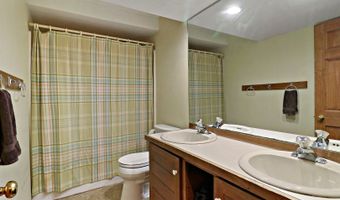 22665 W DEPOT St, Antioch, IL 60002