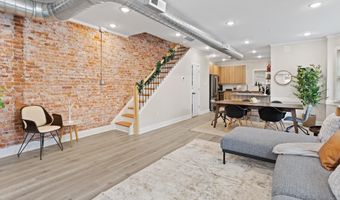 102 S Ocean Ave, Atlantic City, NJ 08401