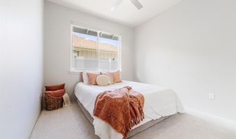 48 Hoku Puhipaka St, Kahului, HI 96732