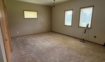 237 S Paul St, Appleton, MN 56208
